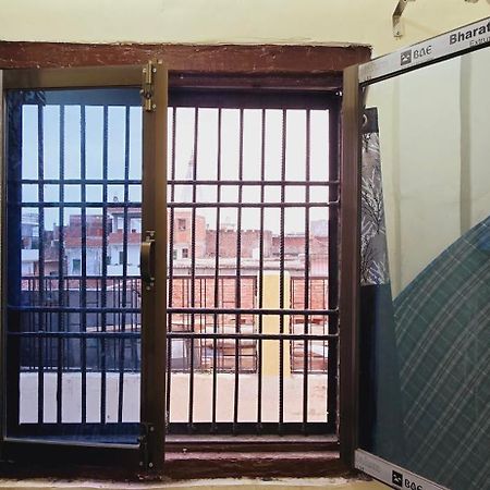 Ramlala Paying Guest House Stay Just 100M From Saryu Ghat, Ayodhya Bagian luar foto