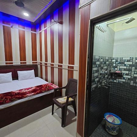 Ramlala Paying Guest House Stay Just 100M From Saryu Ghat, Ayodhya Bagian luar foto
